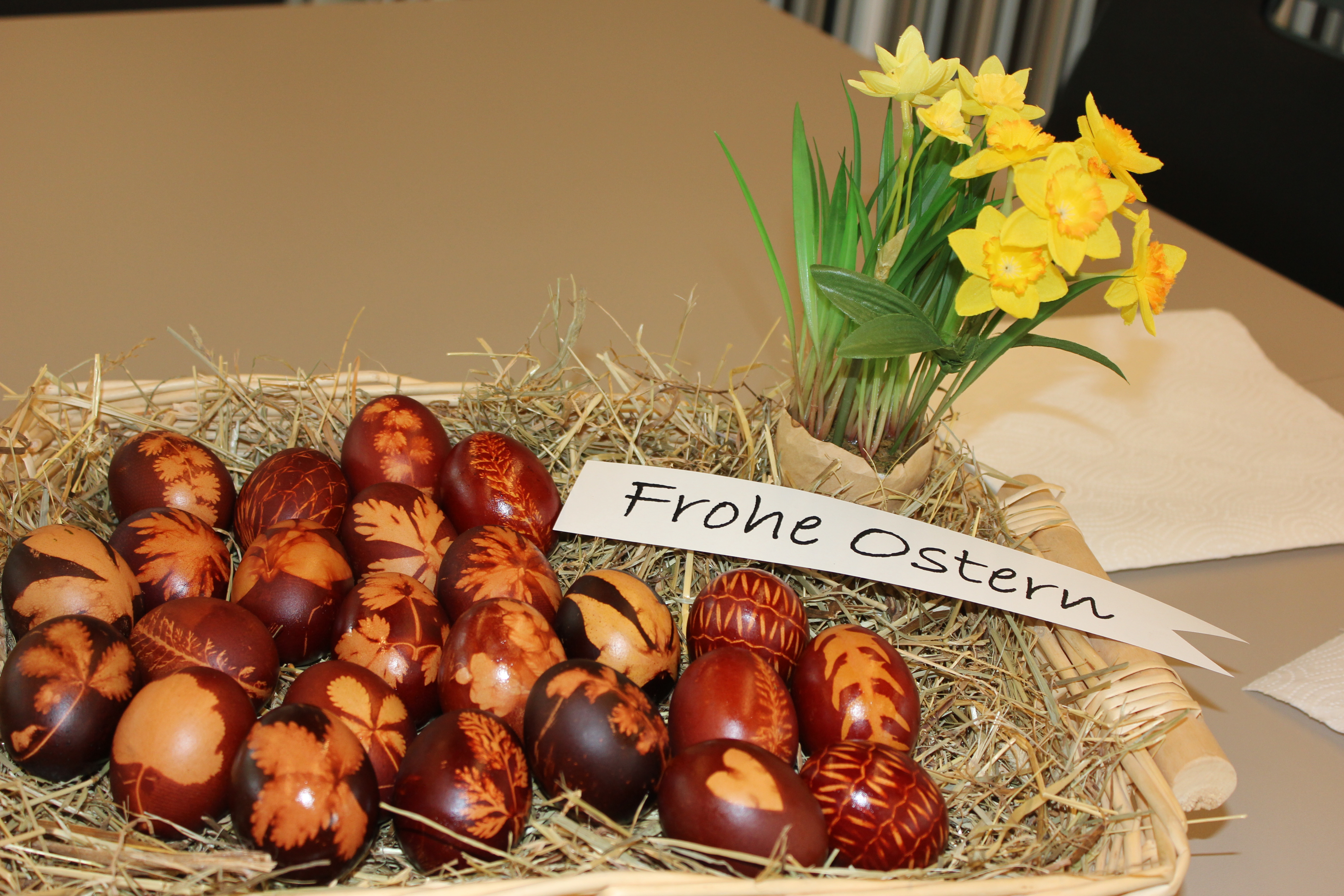 Ostereier färben 17.04.2025